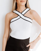 Dylana | Elegante Cross Halter Top